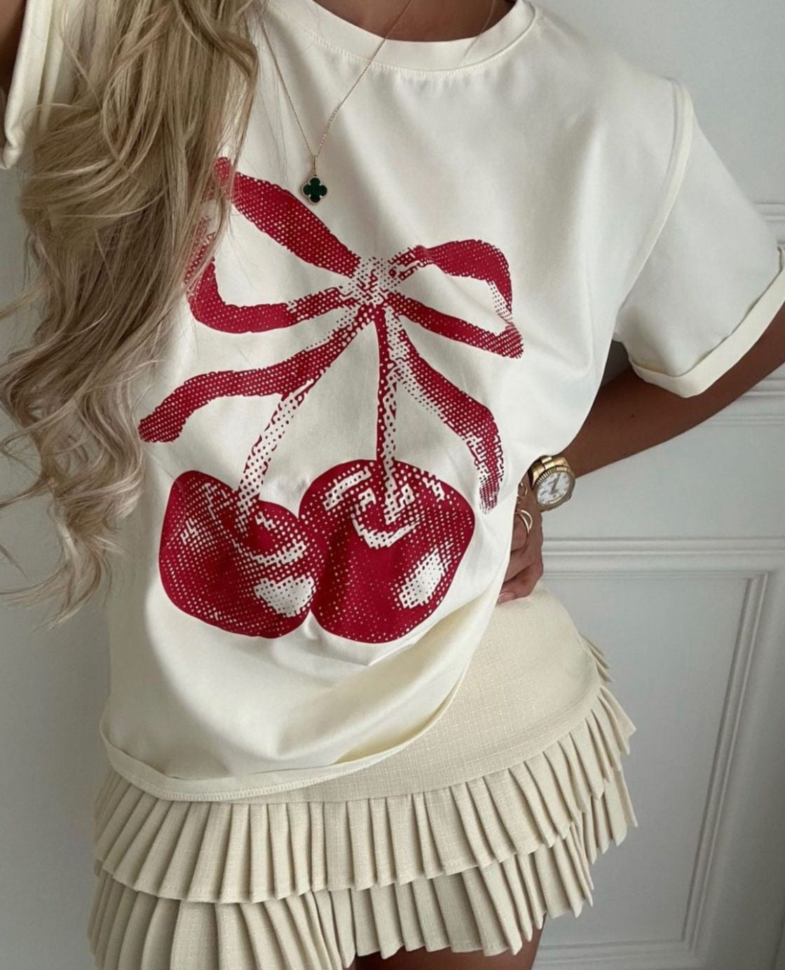 Cherry Over Size T-Shirt