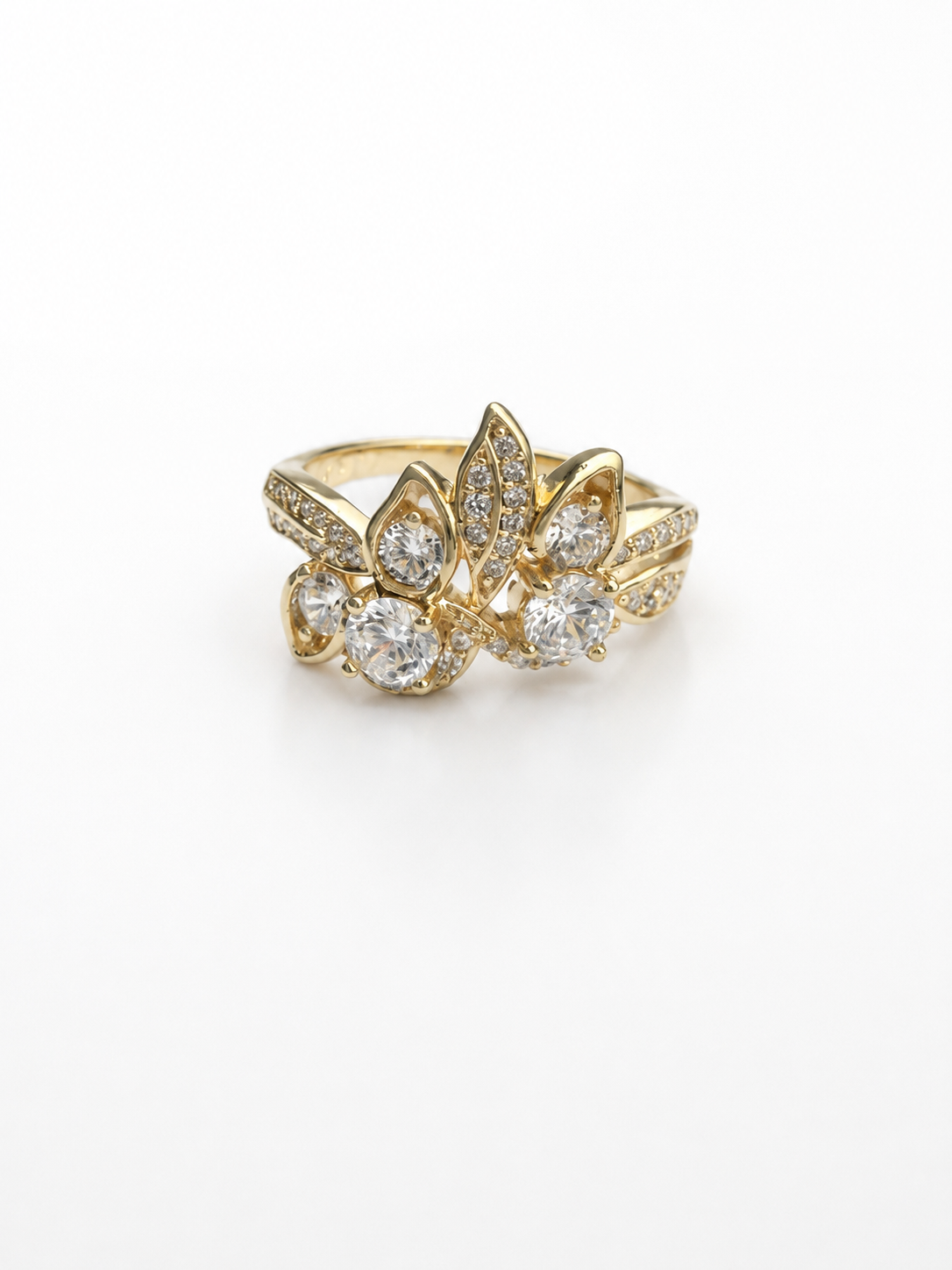 Anillo Encanto Floral(Zirconia)