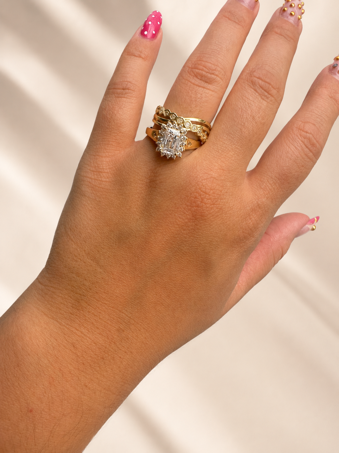 Anillo Reina Aurora(Zirconia)